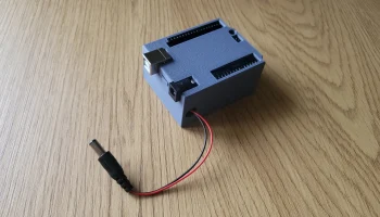 Корпус Arduino Uno с гнездом для батареи 9 В............ 4