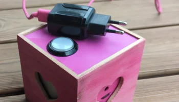 Деревянный футляр с 3D-печатной вставкой для коробки тону... 1