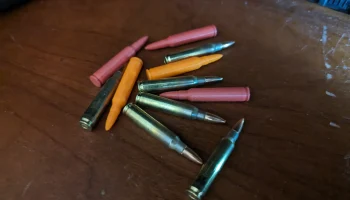 5.56 Защелкивающиеся колпачки/пустышки.........