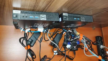 Адаптер Dell MFF под стол/настенный держатель...... 1