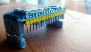 Держатель батареи для ESP32 NodeMCU V2 4