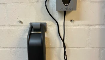 Электронный велосипед Ladestation Wandmontage...