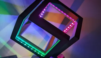Плоская электронная база Infinity Cube Light........ 6