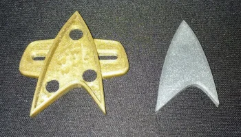 Значок Star Trek VOY / DS9 (дизайн из 2 частей)...... 1