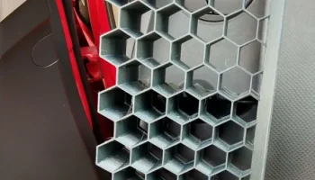 Держатель для мобильного телефона Toyota Yaris............
