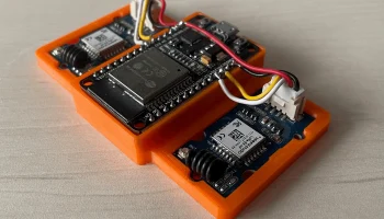 Корпус модуля ESP32 и Dual Grove LoRa E5