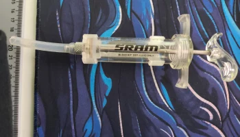 Гибкий держатель шприца для прокачки SRAM (23,8 мм) - пер... 6