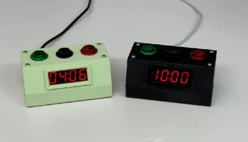 Потрясающий таймер Тэда в темной комнате............ 1