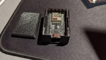 Коробка/футляр ESP32 с рисунком шестиугольников........ 1