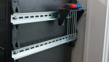 Двойной кронштейн на магнитную DIN-рейку........ 3