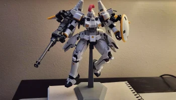 Стенд Gundam в масштабе 1/144