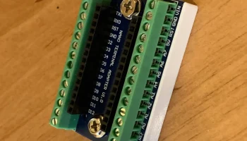 Arduino Nano - подставка с винтовыми клеммами............