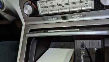 Hyundai Kona EV Phone Cubby Riser 1