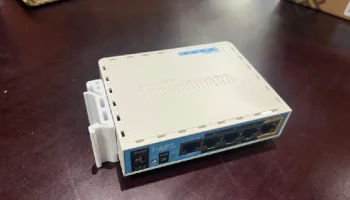 Mikrotik HEX для крепления на DIN-рейку 2