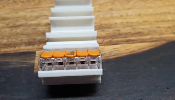 wago-221-413 + 415 тройной зажим на DIN-рейку........ 1