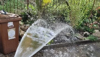 Gardena Watering Jet / Zal&eacute;vac&iacute; tryska Gardena 2