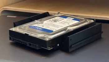 Адаптер оптического привода Dell - 3,5-дюймовый жесткий д... 1