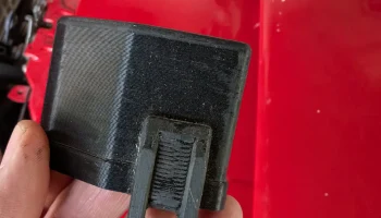 Крышка блока предохранителей Toyota MR2 AW11............ 3