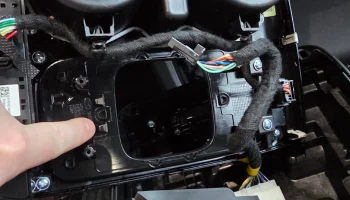 Замена зарядного устройства для телефона Ioniq 5 magsafe.... 2