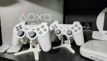 Держатель/подставка для контроллера PS1/PS2/Playstation.....
