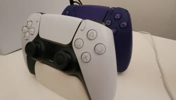 Подставка для контроллера PS5 Dualsense, 2 контроллера 1