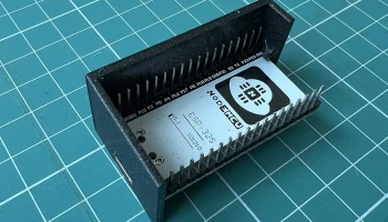 NodeMCU (38-контактный) Настольный держатель/корпус........ 1