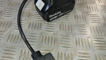 Тестер освещения прицепа Makita 18 В