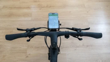 Велосипедный держатель Canyon Cockpit для iPhone...