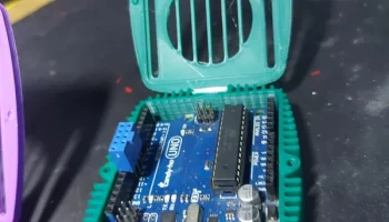 Caja con bisagra Arduino UNO R3 (корпус)