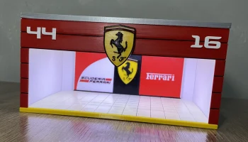 Диорама 1:64 Гараж Феррари 1