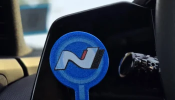 Крепление Elantra N MagSafe - с логотипом N............ 5