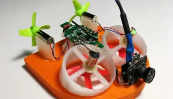 HoverWhoop Air - инструктор по судам на воздушной подушке..