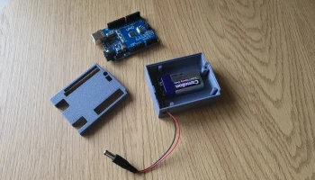 Корпус Arduino Uno с гнездом для батареи 9 В............ 2