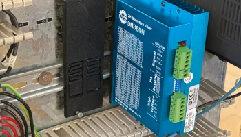 Держатель DM860 на DIN-рейку