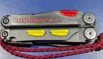Leatherman Wave + заклепка для большого пальца......
