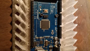 [OEWH] Корпус Raspberry/Arduino, контактирующий с зажимам... 5