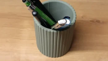 Подставка для карандашей/Чашка для карандашей...... 1