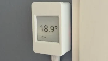 Дисплей Waveshare 1,54 дюйма + корпус ESP32........
