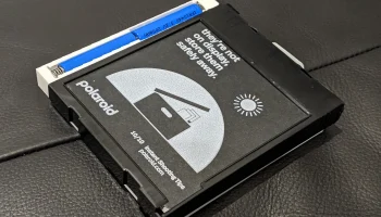 Polaroid Spectra itype и адаптер для упаковки пленок на 6... 3