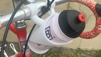 держатель бутылки на руль велосипеда......
