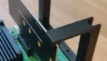 Задняя панель вычислительного модуля Raspberry Pi с 4 мод... 6