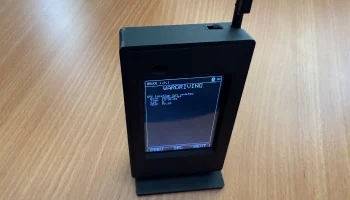 ESP32 Дешевый чехол с желтым дисплеем (CYD) для Брюса, Ма.. ESP32 Дешевый чехол с желтым дисплеем (CYD) для Брюса, Ма..