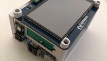 Платформа разработки Arduino Giga 1