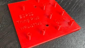 Монтажная пластина для SparkFun ESP32 Thing Plus и 2 датч..