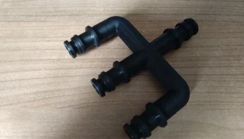 Соединитель/разветвитель садового шланга...... 1