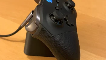Минималистичная подставка для зарядки контроллера Xbox Elite 2 1