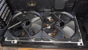 Fractal Design Torrent Салазки для вентилятора 180 мм (42... Fractal Design Torrent Салазки для вентилятора 180 мм (42...