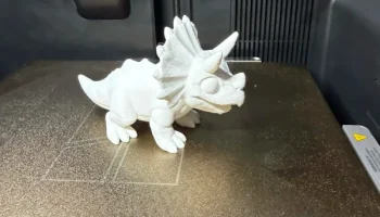Симпатичный чиби-трицератопс - качественная детальная 3D-... 2