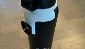 Зажим Peak Design для бутылки с водой 1