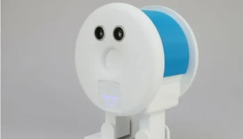Fiberbot (двуногий робот из нити)